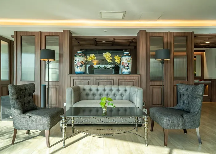 The Acacia Hotel Jakarta