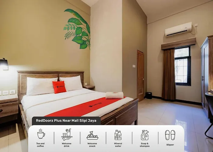Reddoorz Plus Near Mall Slipi Jaya Jakarta